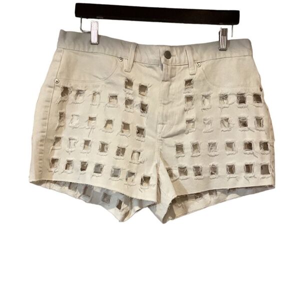 Good American High Waist Cream Shorts - Picture 4 of 12